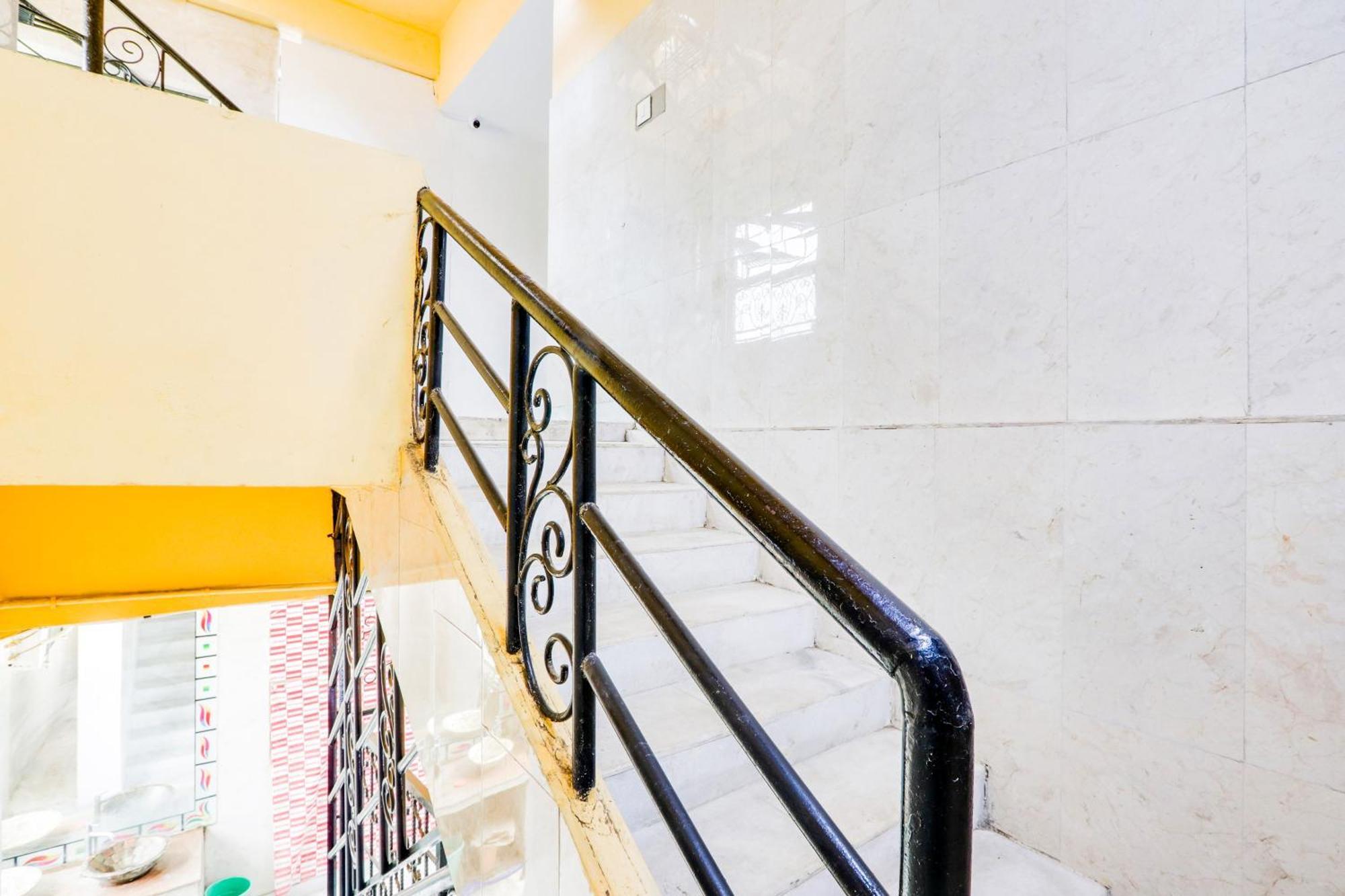 Hotel O City Inn Luxury Rooms Warangal Bagian luar foto